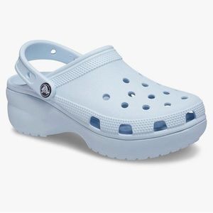 Crocs | NEW Classic Platform Clog Size 7 Mineral Blue